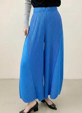 Travel Pleated Wide-Leg Pants